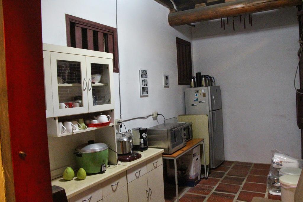 No. 85 Shuitou B&B Цзиньчэн Экстерьер фото